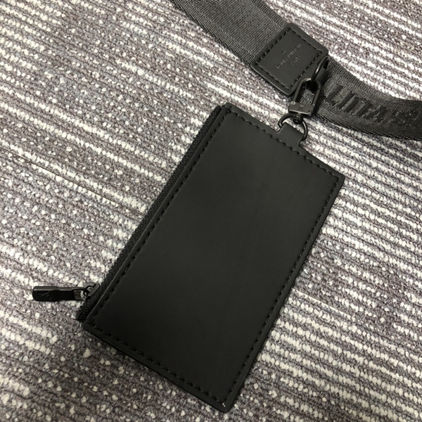 ルイヴィトンバッグ着用イメージ